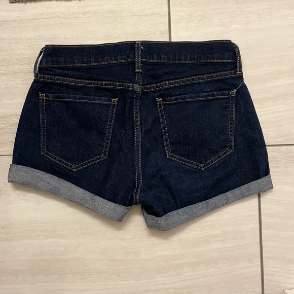 Old Navy Semi Fitted Dark Wash Denim Shorts, 2 reg - Picture 3 of 4